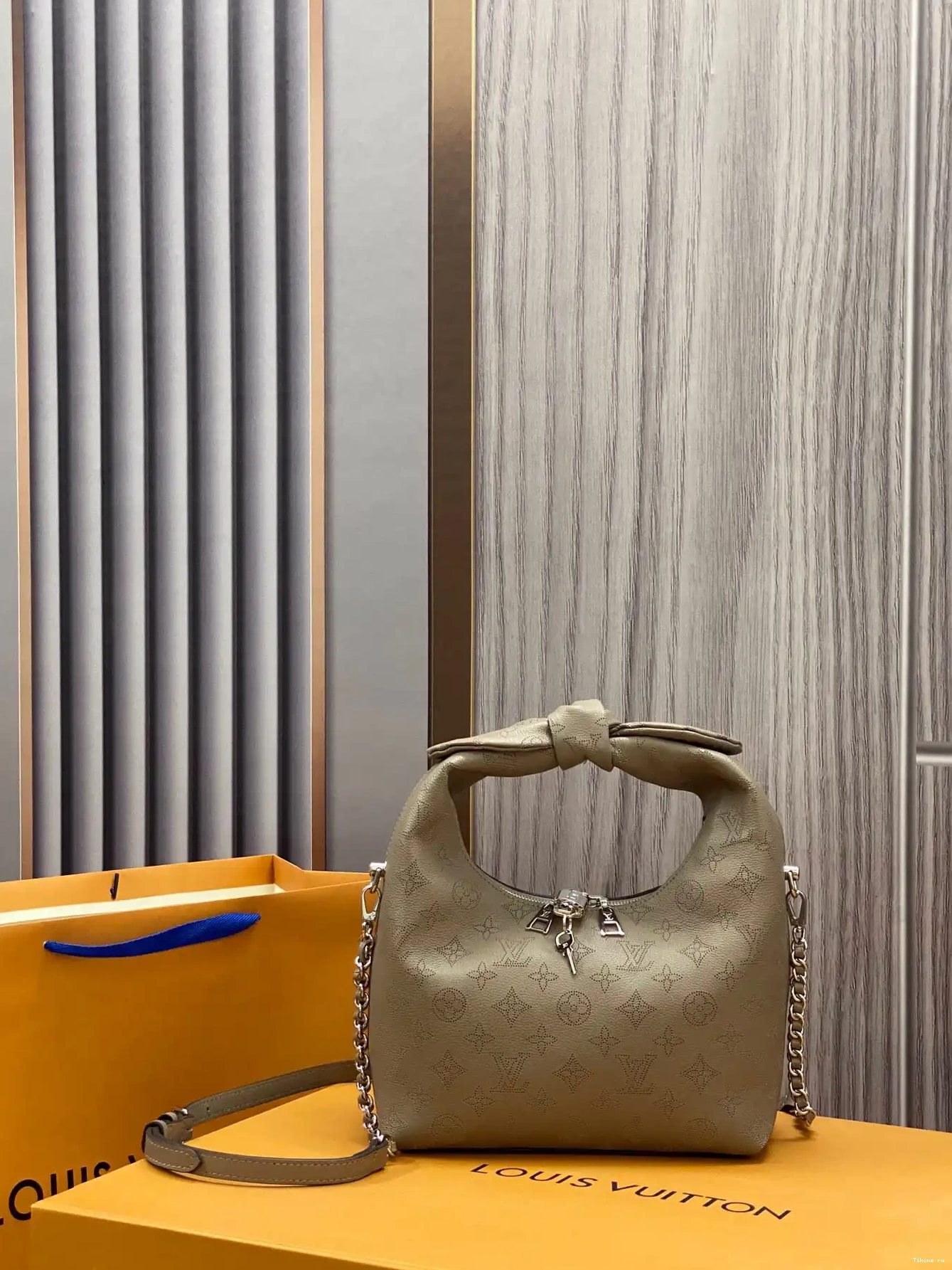 Cheap WHY KNOT VUITTON LOUIS PM 0624